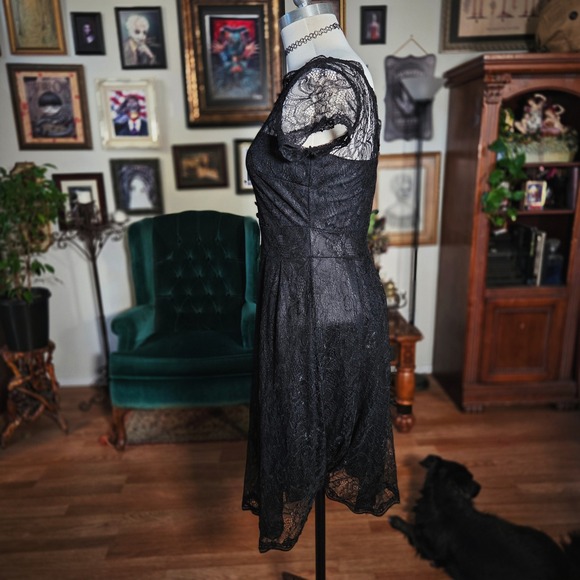 Black Lace Button Front Short Sleeve Midi Dress Goth Punk Alternative Size M - Picture 5 of 7